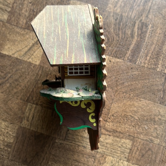 Vintage Small Cuckoo Clock from Germany Wood Clock Hand Painted - Needs Repair - Picture 15 of 16